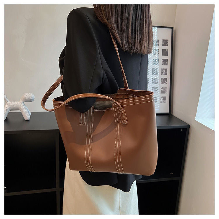 EveEssentials Tote