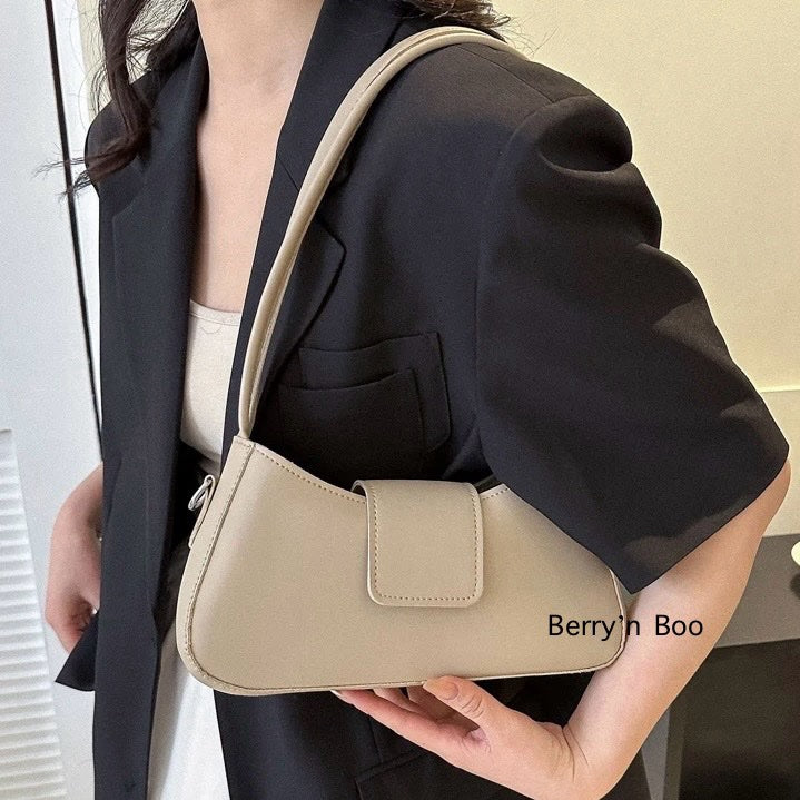 Classic Shoulder Bag